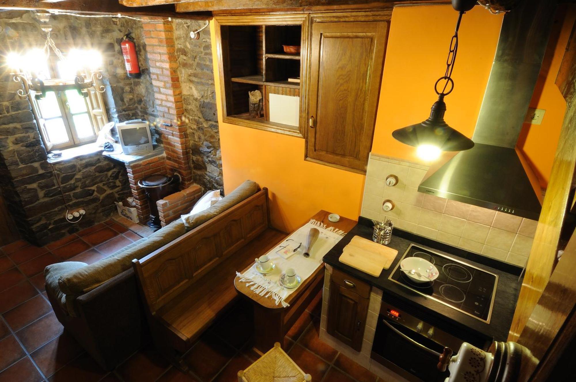 Casa De Aldea Casa Mon Guest House Levinco Bagian luar foto